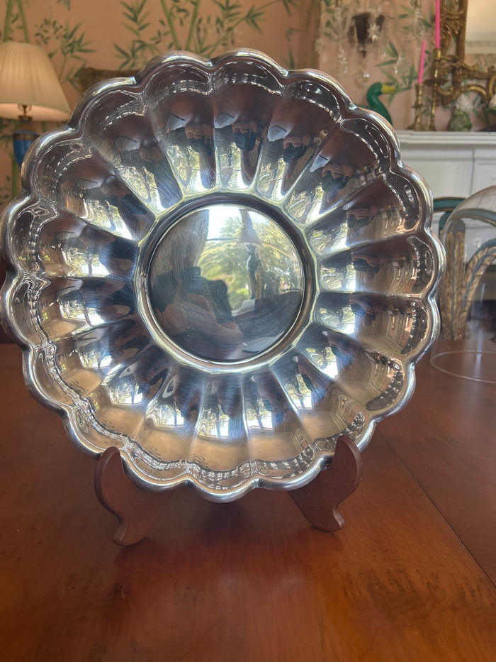 G5 - Scalloped Bowl