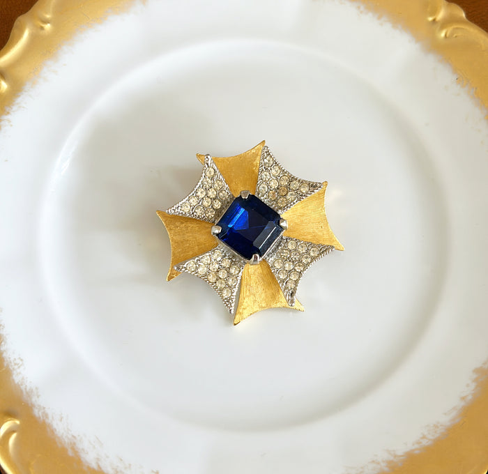 1960s classic Maltese style brooch.