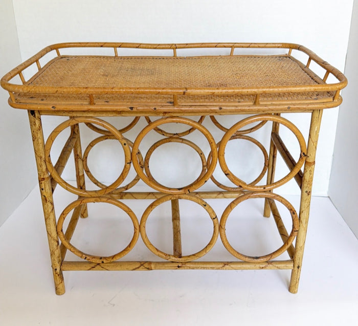 D1- Rattan Wine Rack