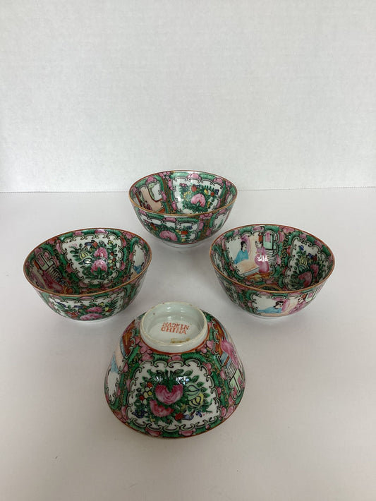 Out - Set of 4 Rose Med Bowls