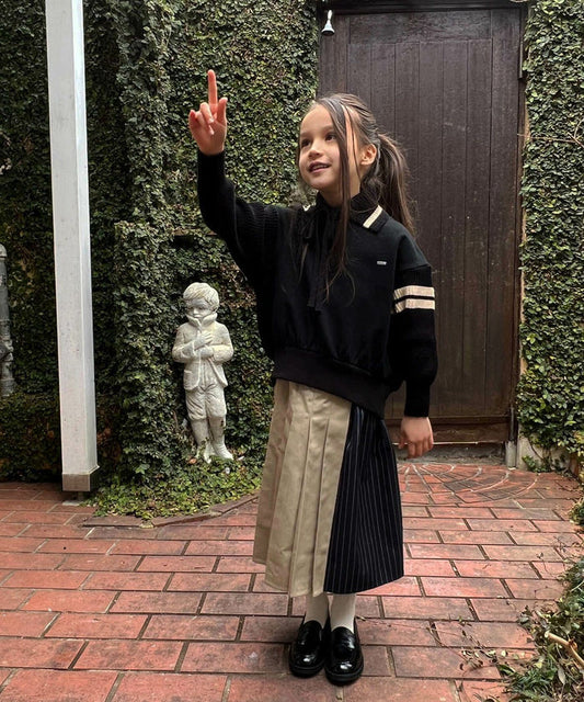 Twill and Pleats Switching Skirt