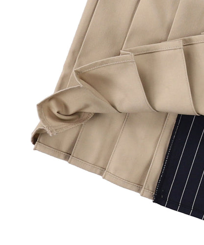 Twill and Pleats Switching Skirt
