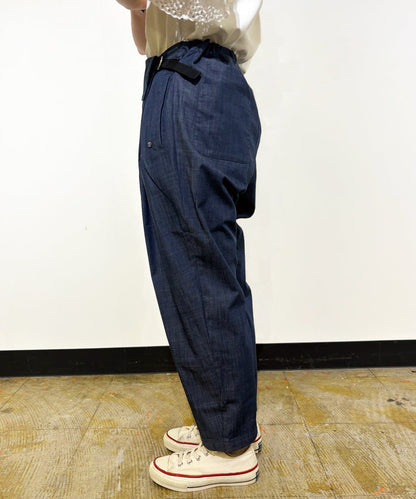 W Slab Chambray Tuck Pants