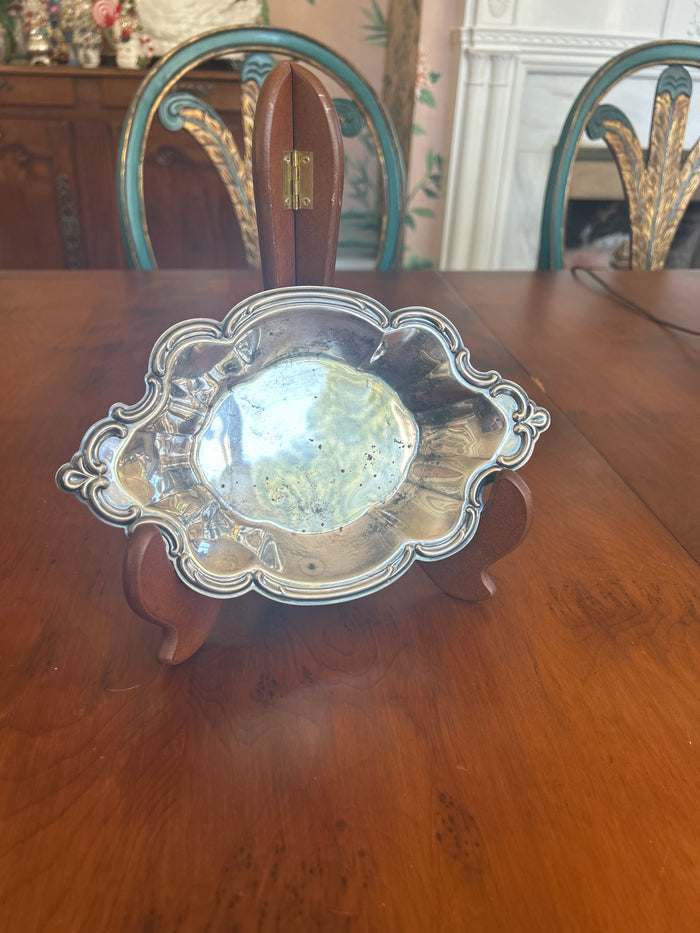 X4 - Scalloped Tray